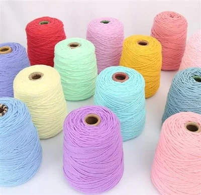 Er uld eller akryl bedre til tuftning?